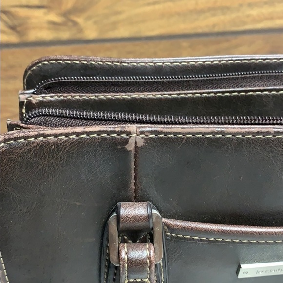 Liz Claiborne dark brown leather purse - Picture 12 of 12
